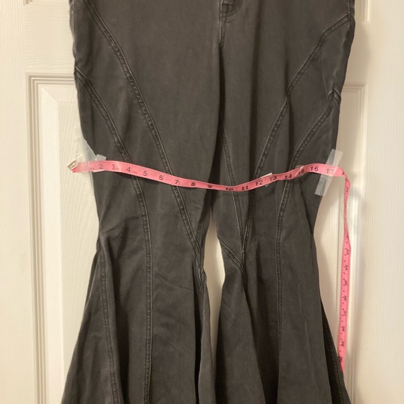 Free People Black Twirl Jeans Size 32 - Picture 13 of 16